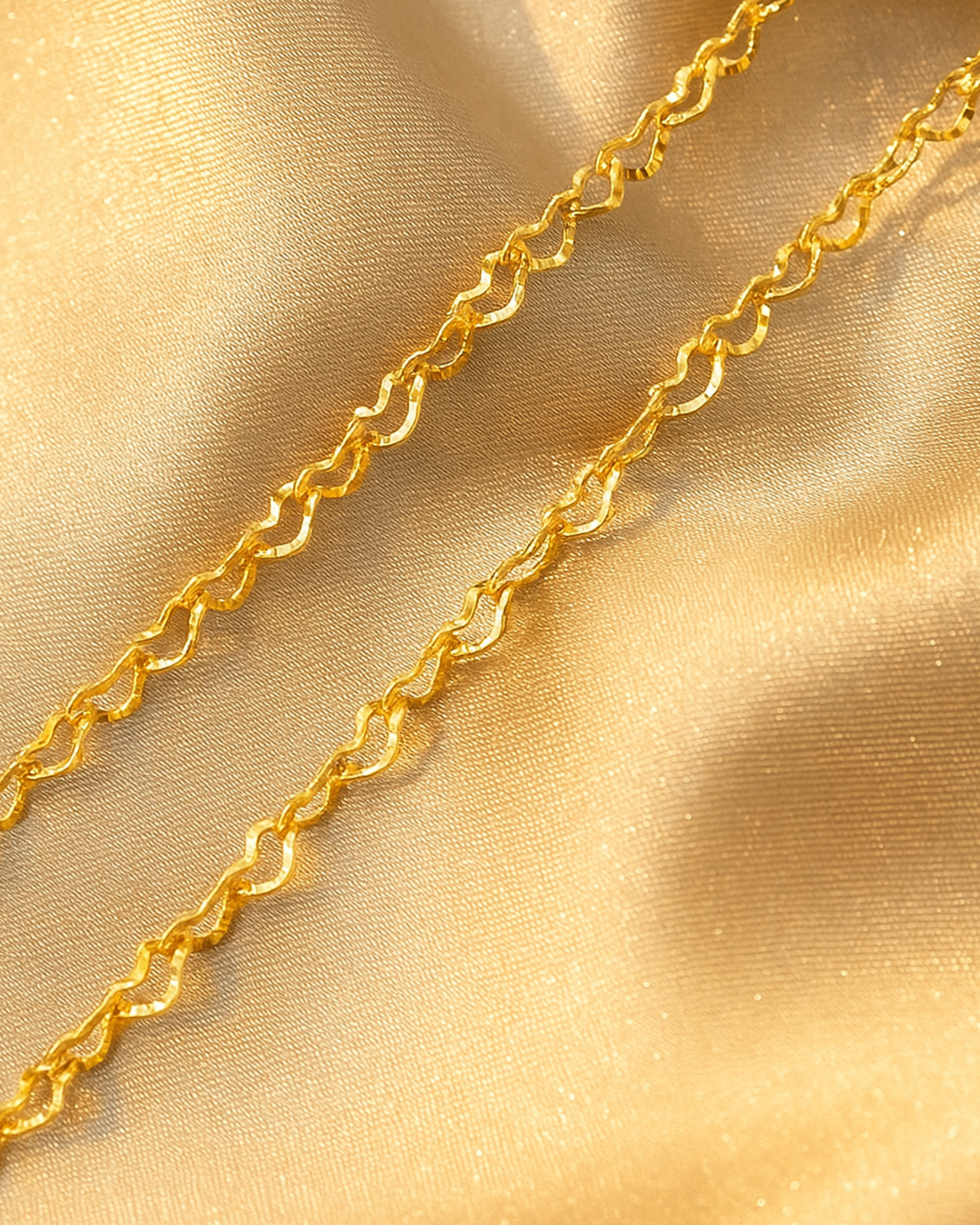 Vergoldete Herzen Kette aus Sterling Silber von PERLI.