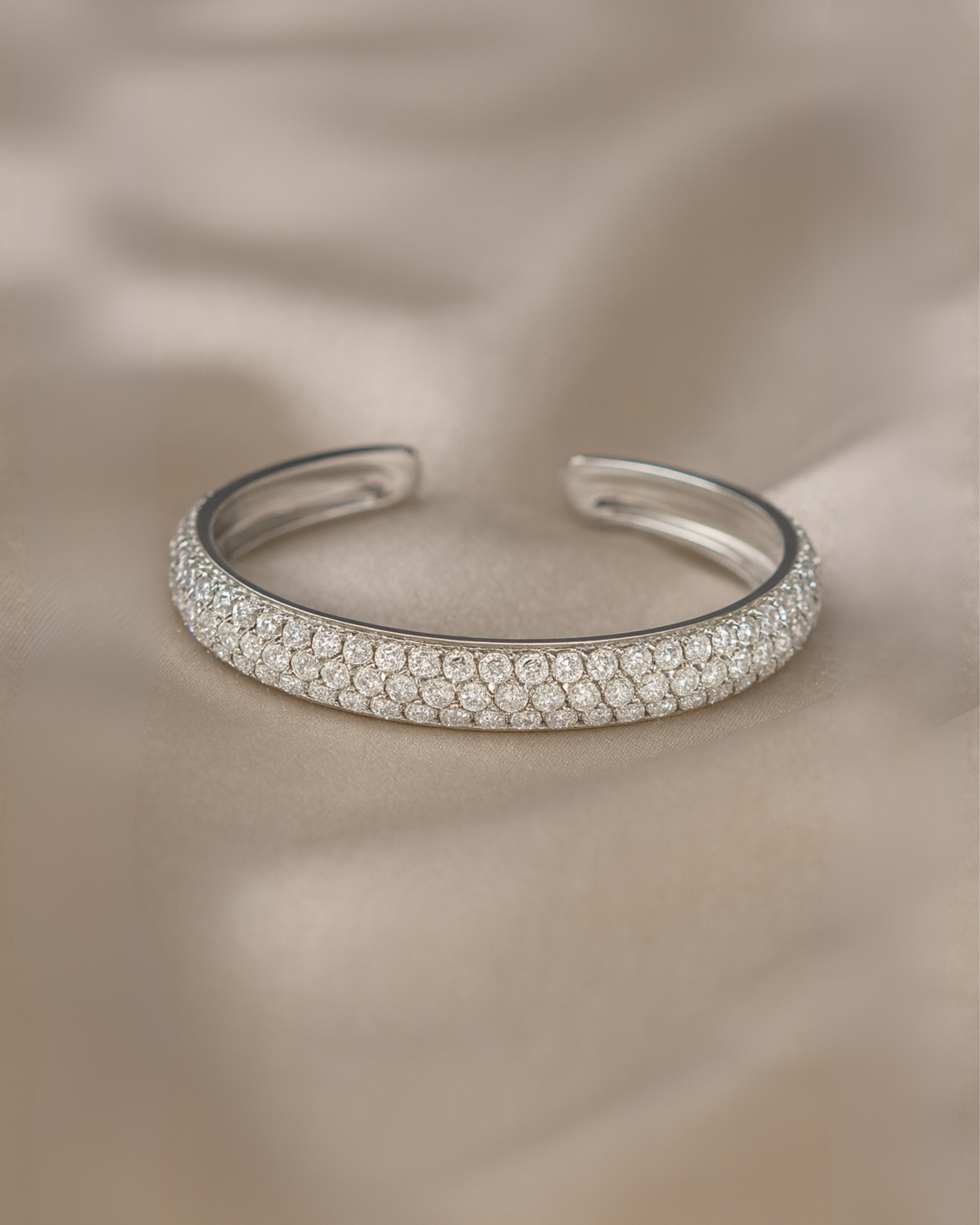 Zirkonia Ring aus Sterling Silber - Eternity Stil